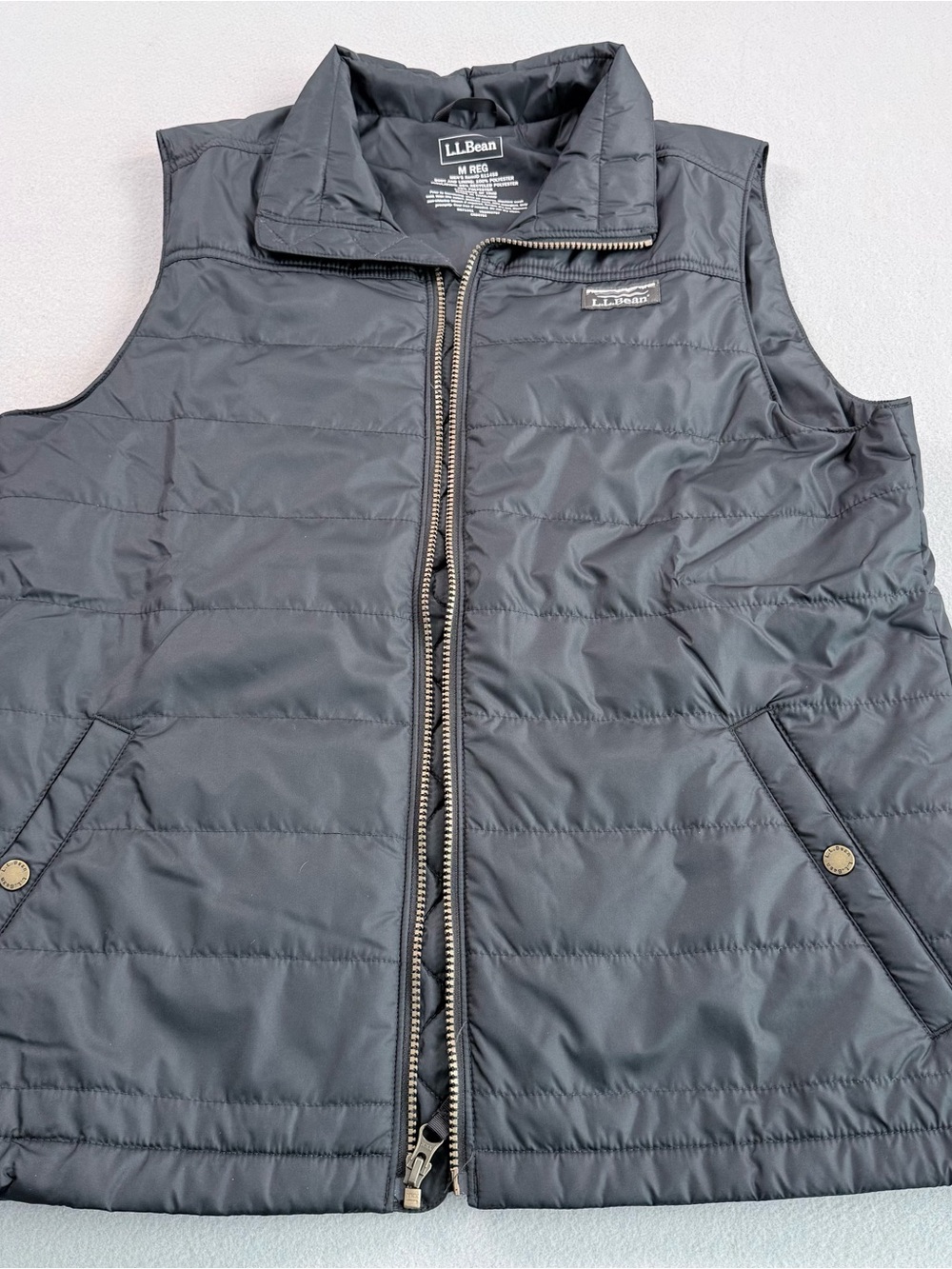 New L.L.Bean Puffer Vest Men's Medium Black Full Zip Outdoor